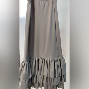 Cream ruffled layering skirt